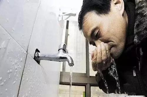 永穗薄壁不銹鋼自來(lái)水管，上演自來(lái)水“捉妖記”